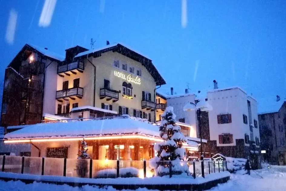 Hotel Cevedale (Cogolo di Pejo)
