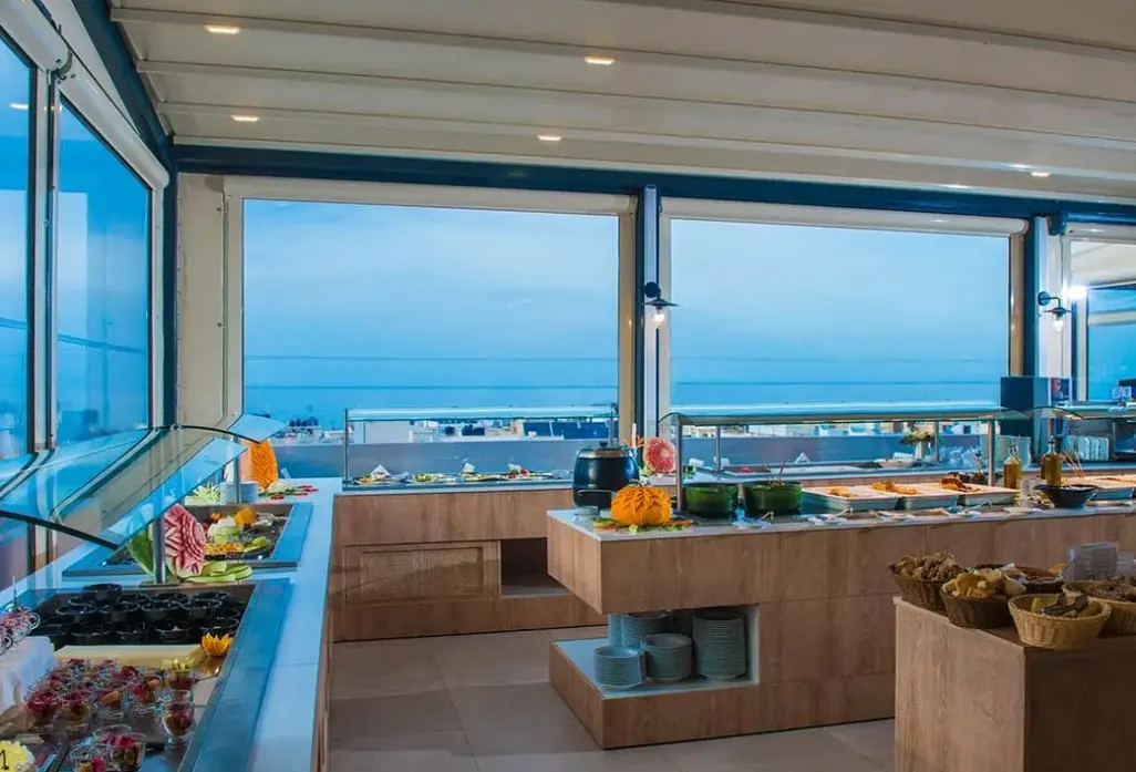 Restauracja i jedzenie w hotelu City Green (Hersonissos)