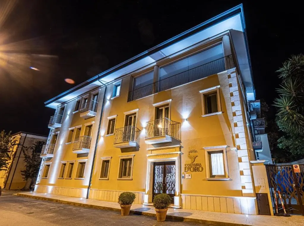 Hotel Colomba D Oro w Włochy (Kalabria) - oferta last minute