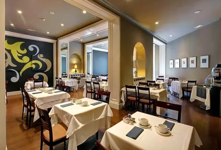 Restauracja i jedzenie w hotelu Condado