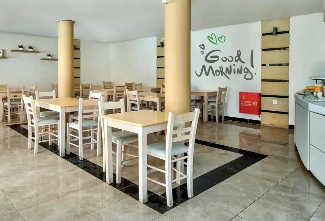 Restauracja i jedzenie w hotelu Costa Konte Beach Resort