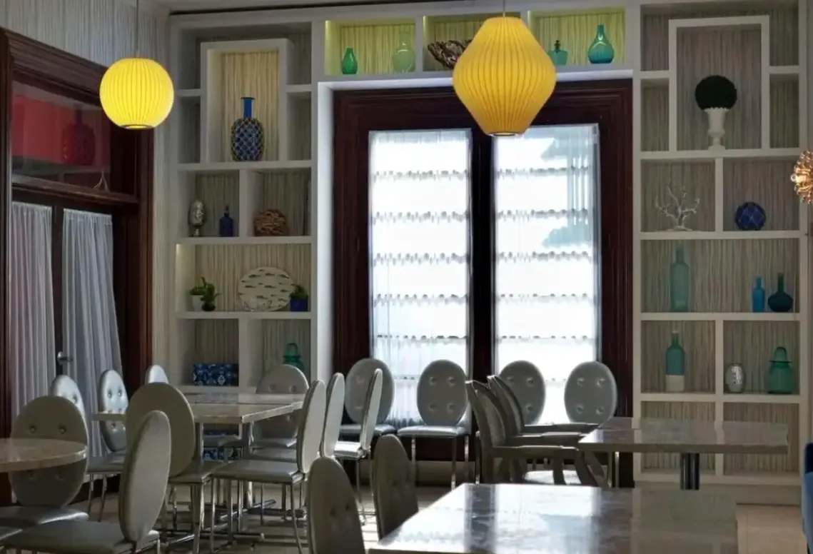 Restauracja i jedzenie w hotelu Dorchester