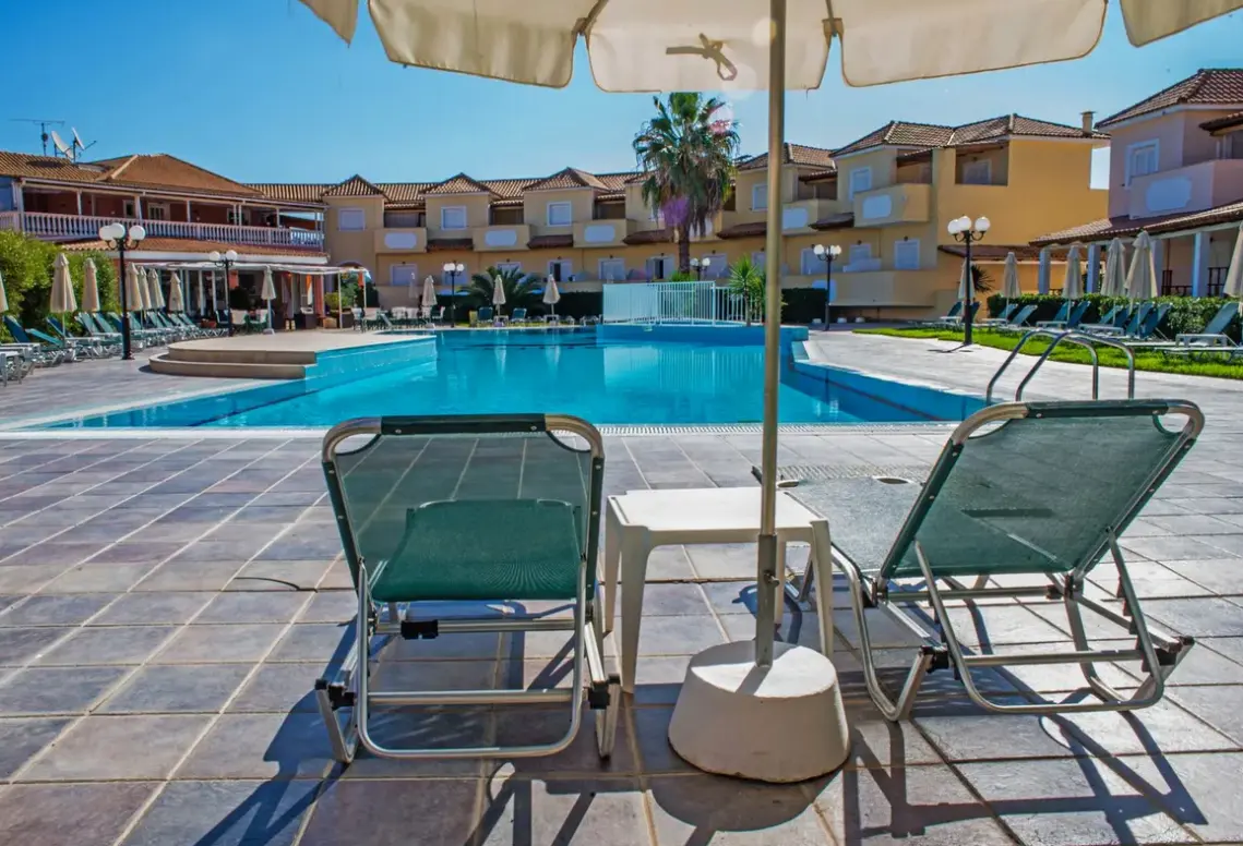 Basen w hotelu Ecoresort Zefyros