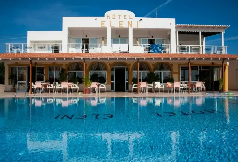 Basen w hotelu Eleni (Kos)
