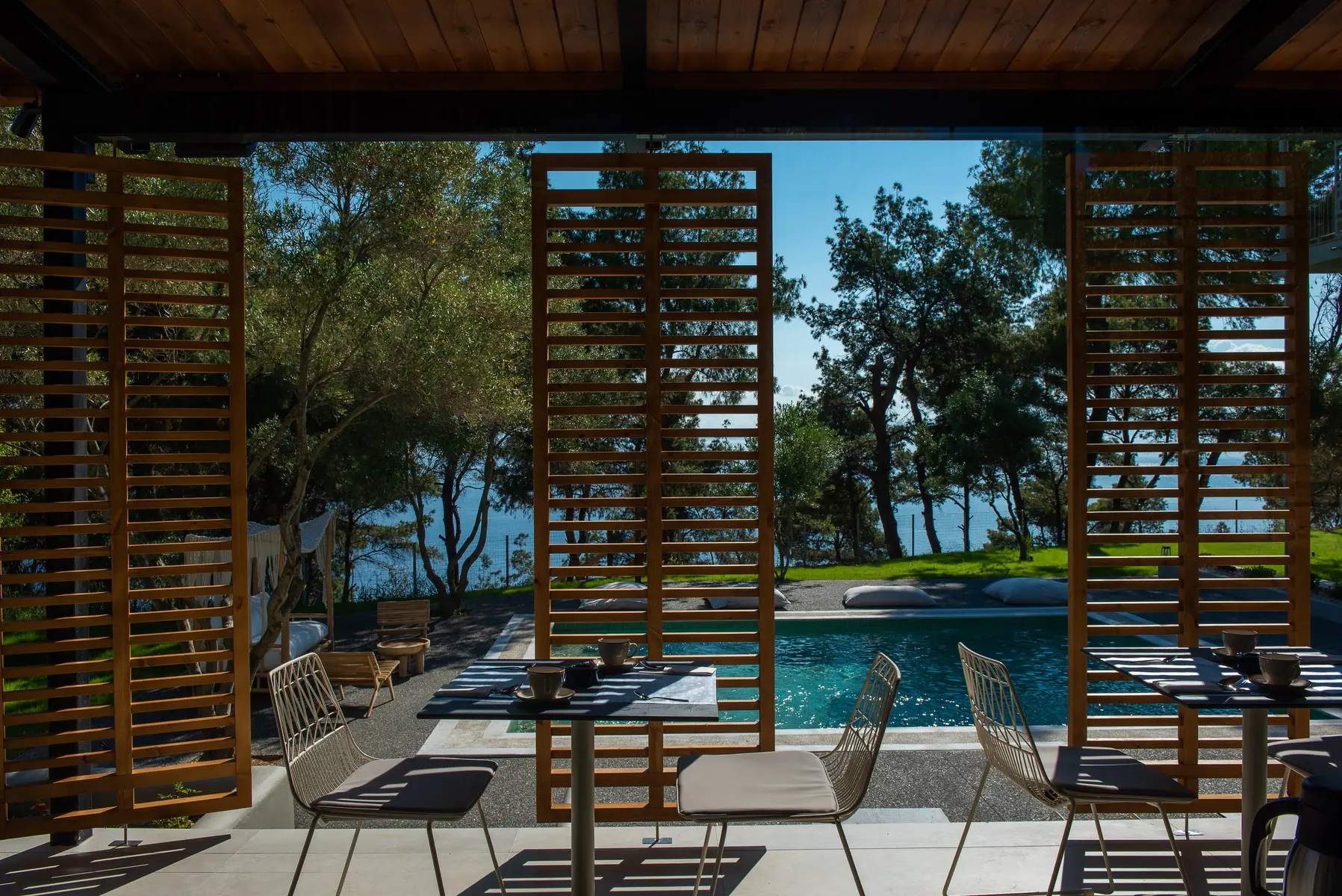 Basen w hotelu Elies 33 Bio Retreat