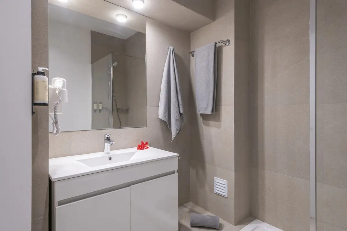 Łazienka w pokoju hotelu Emeralds Albufeira
