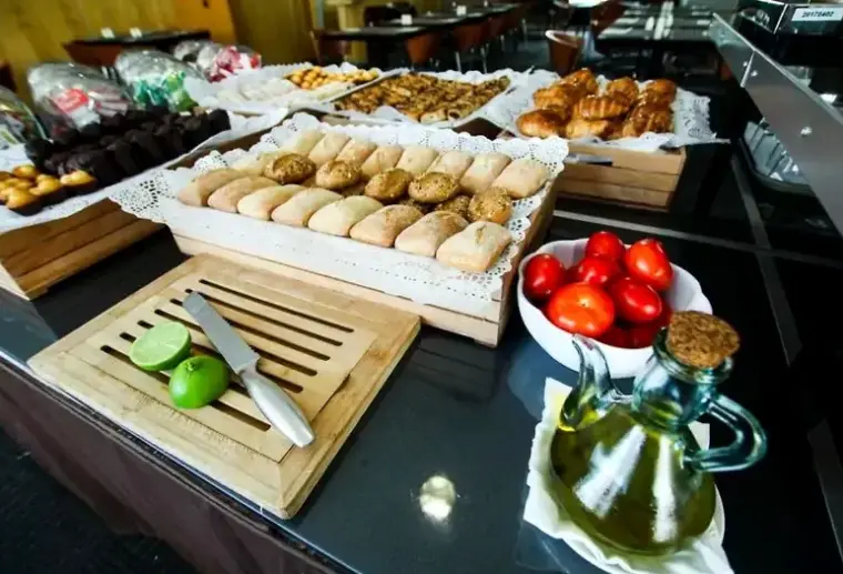 Restauracja i jedzenie w hotelu Eurohotel Diagonal Port