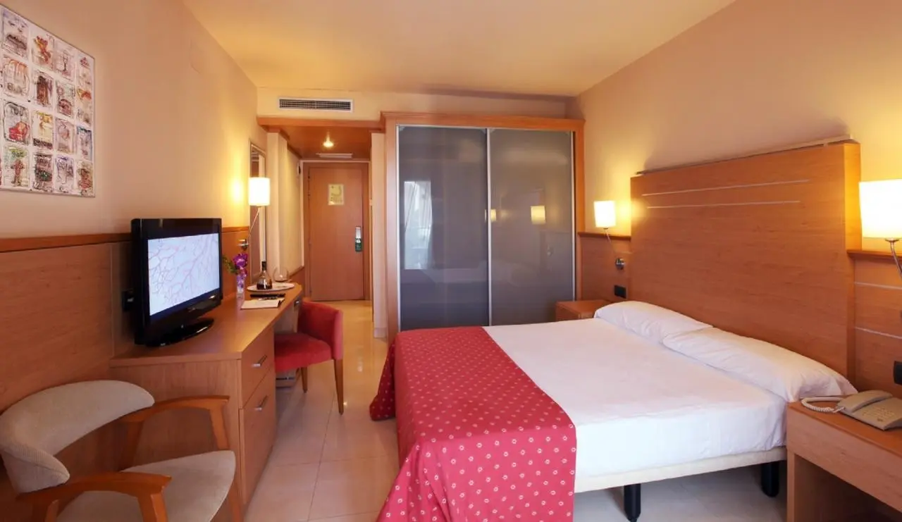 Pokój w hotelu Golden Bahia De Tossa And Spa