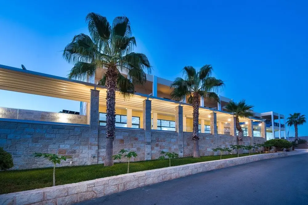 Gouves Waterpark Holiday Resort — GOUVES WATERPARK HOLIDAY RESORT