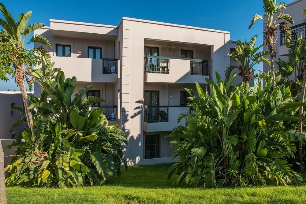 Gouves Waterpark Holiday Resort — GOUVES WATERPARK HOLIDAY RESORT