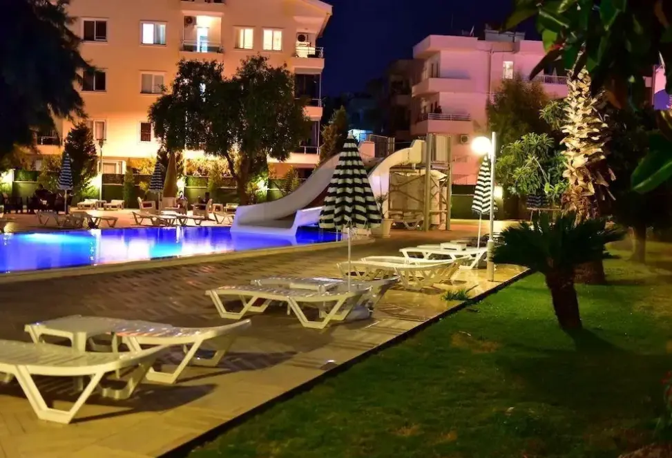 Basen w hotelu Halici