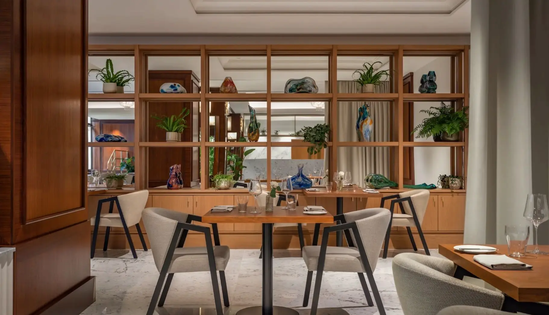 Restauracja i jedzenie w hotelu Hotel Almanac X Alcron Prague