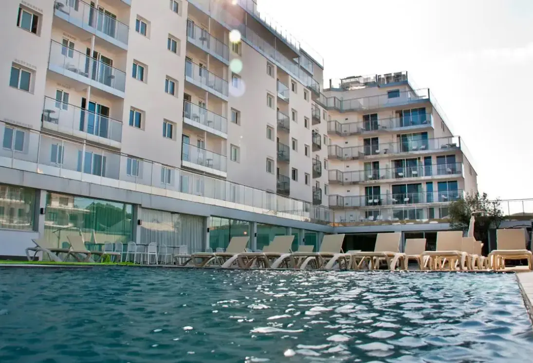 Basen w hotelu Hotel Europa Splash & Spa
