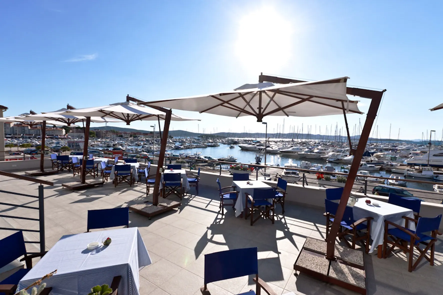 Restauracja i jedzenie w hotelu Hotel In