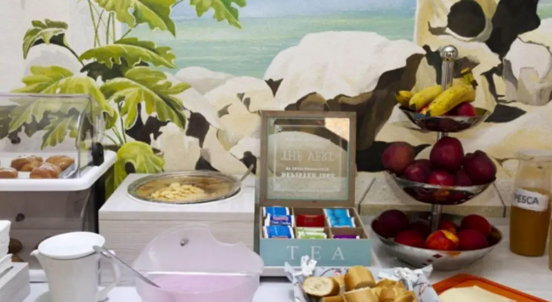Restauracja i jedzenie w hotelu Hotel Palau City