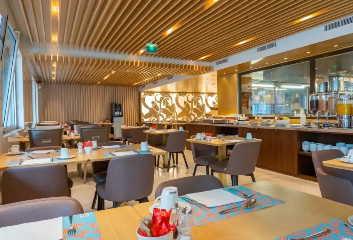 Restauracja i jedzenie w hotelu Hotel Smy Lisboa