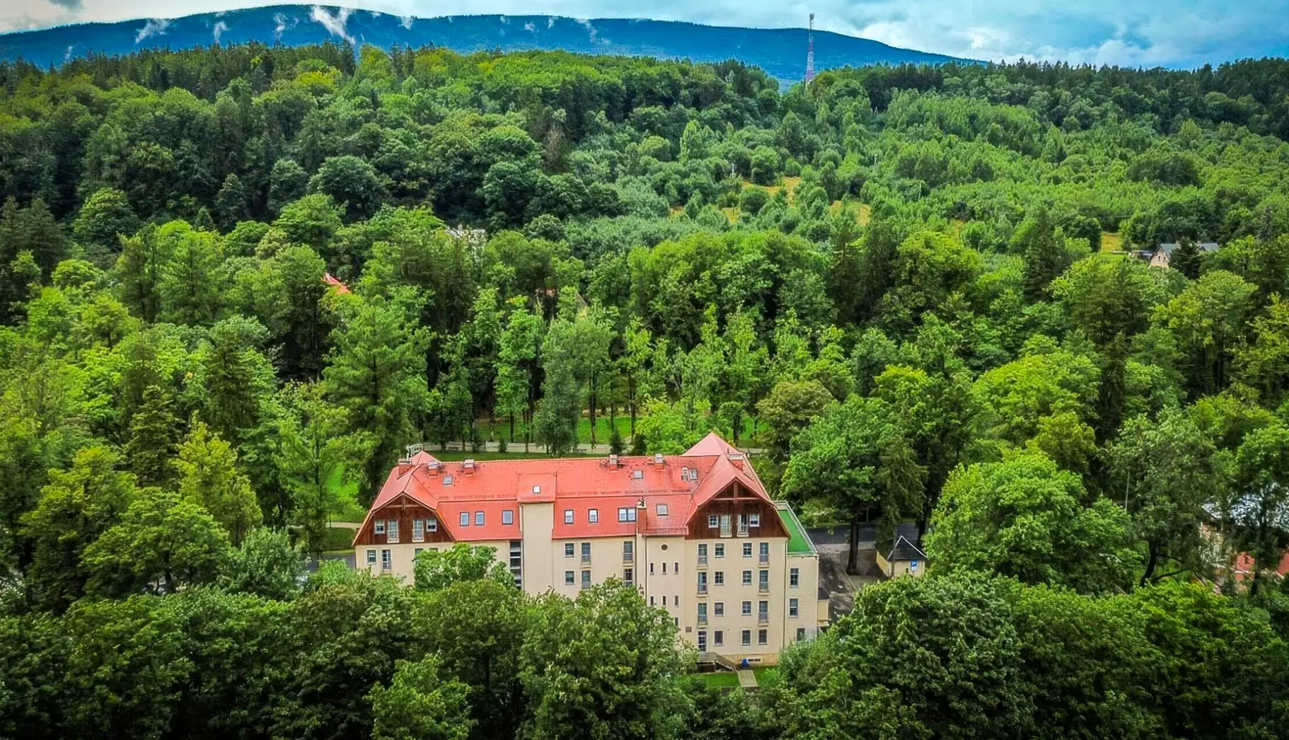 Widok z hotelu Hotel Spa Medical Dwór Elizy