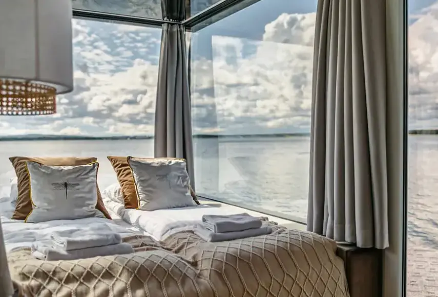 Pokój w hotelu HT Houseboats