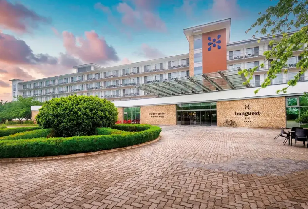 Hotel Hunguest Buk (ex. Repce Gold)