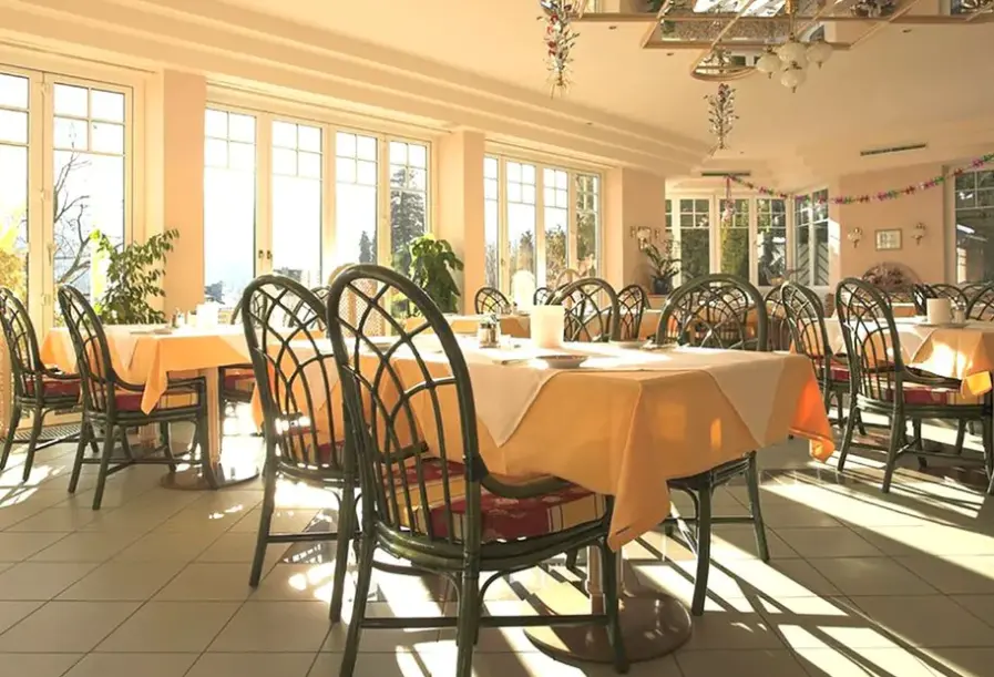 Restauracja i jedzenie w hotelu Hunguest Kaiservill
