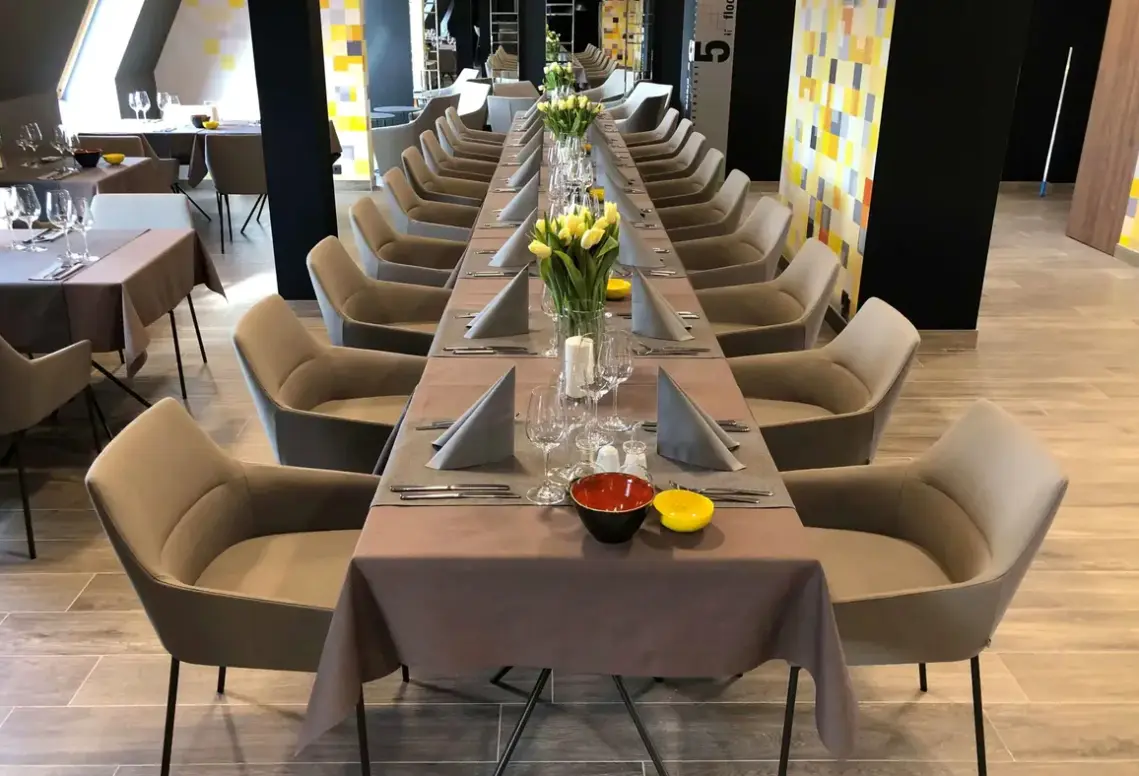 Restauracja i jedzenie w hotelu Ibb Długi Targ