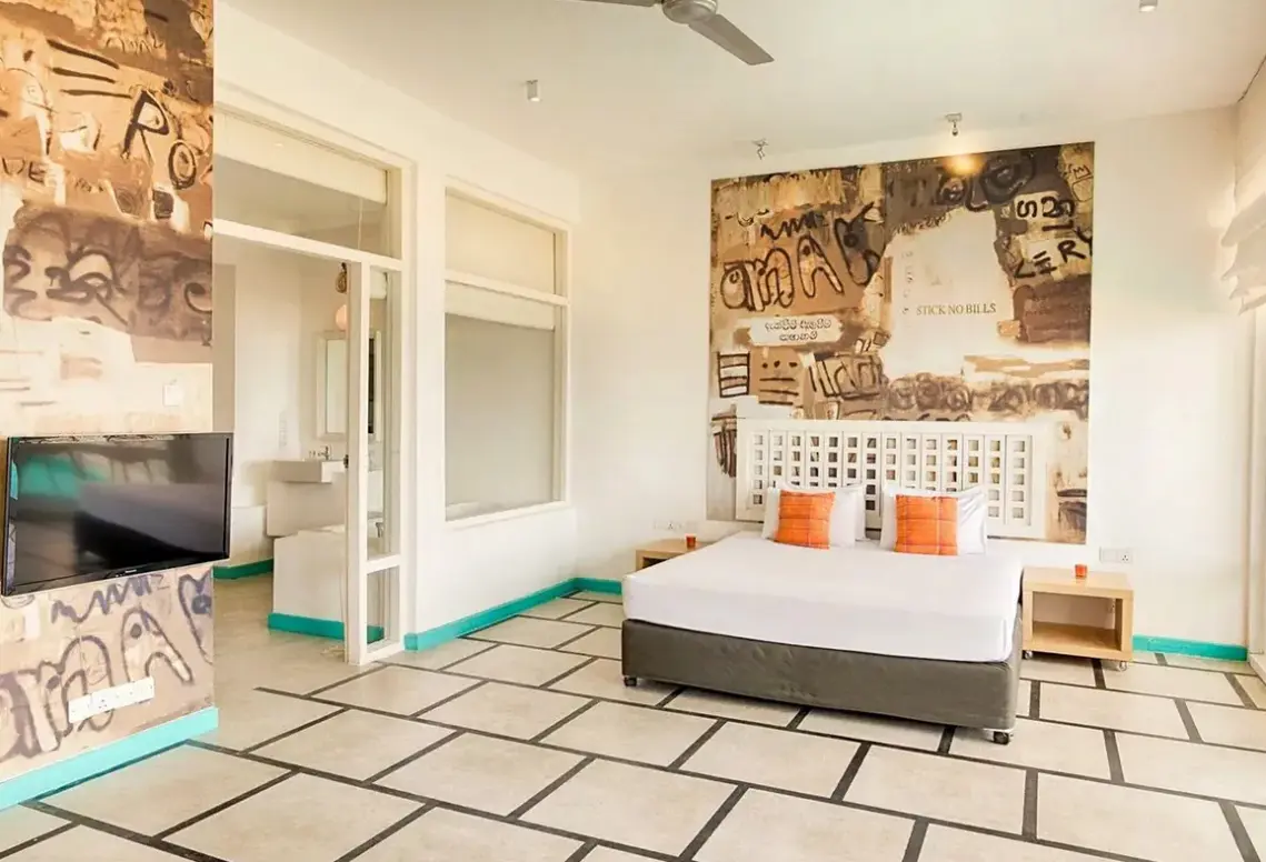 J Hotel (Negombo)