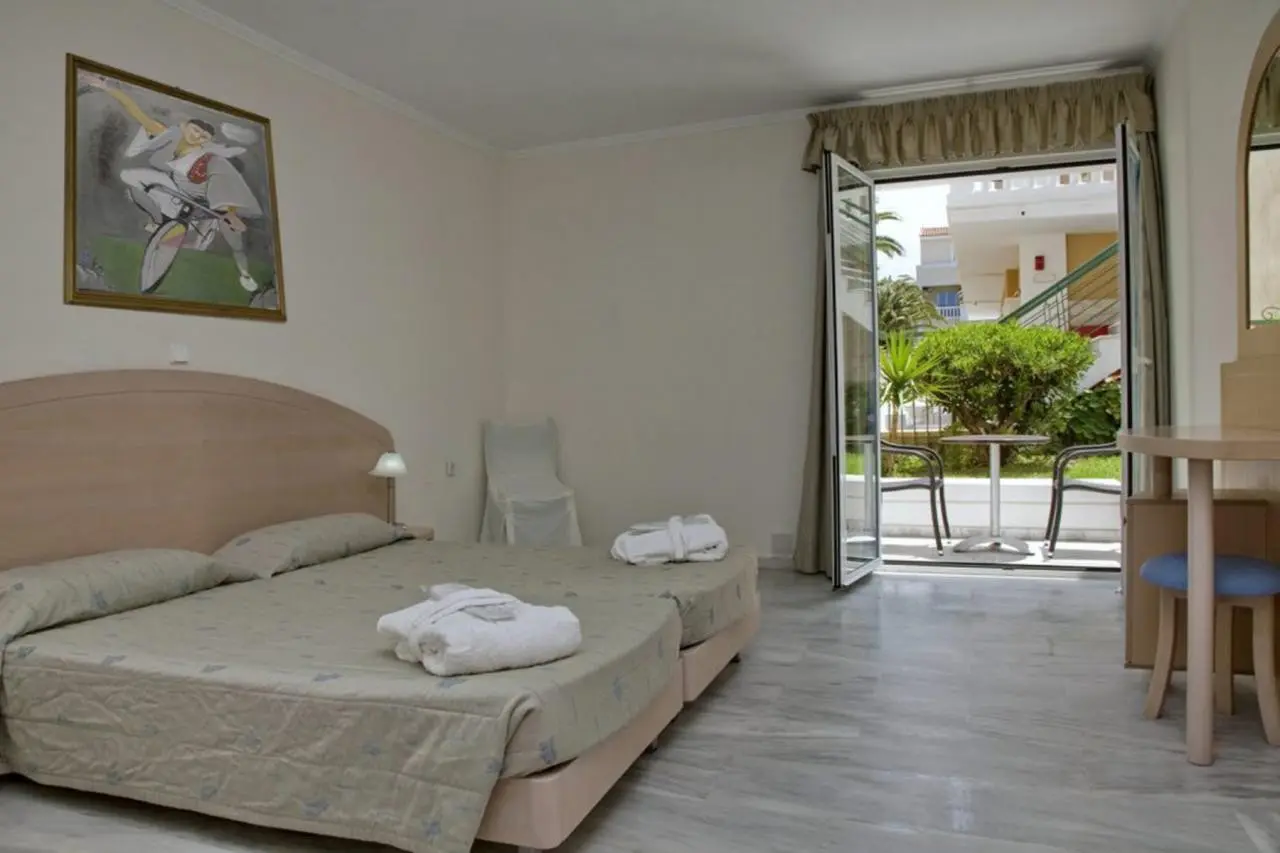 Pokój w hotelu Joan Beach