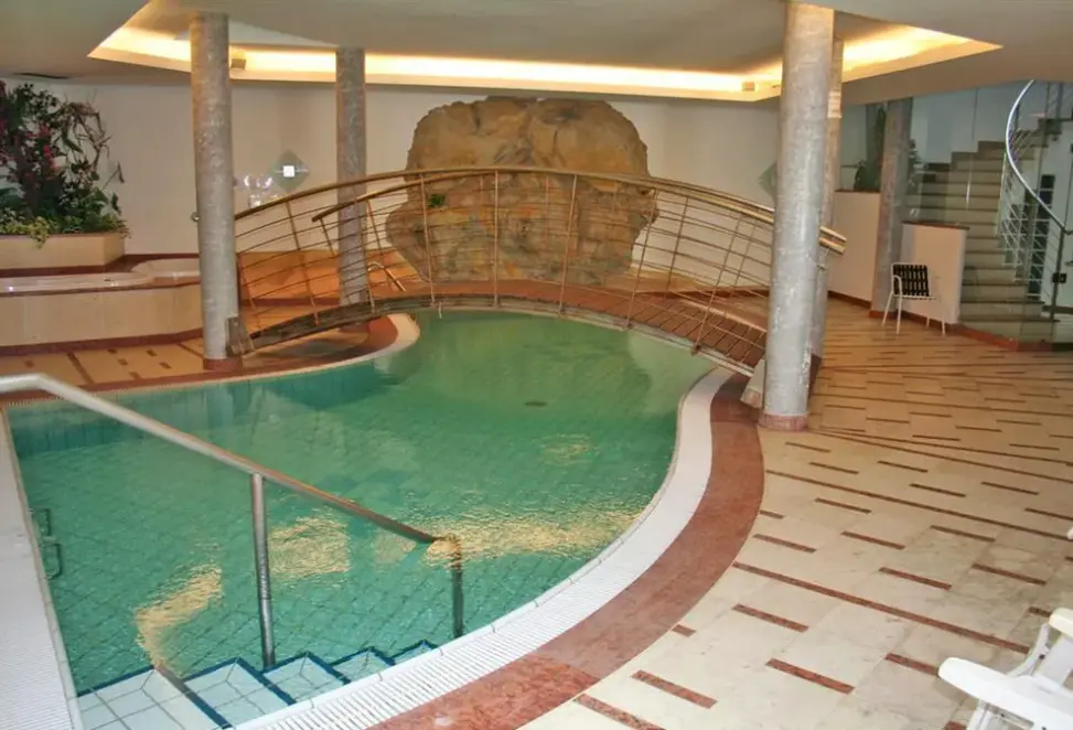 Lobby hotelu Krone (Brunico)