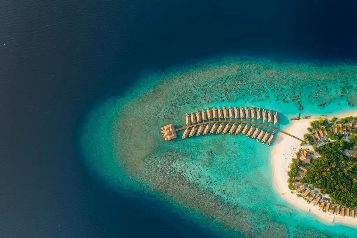 Plaża przy hotelu Kudafushi Resort & Spa