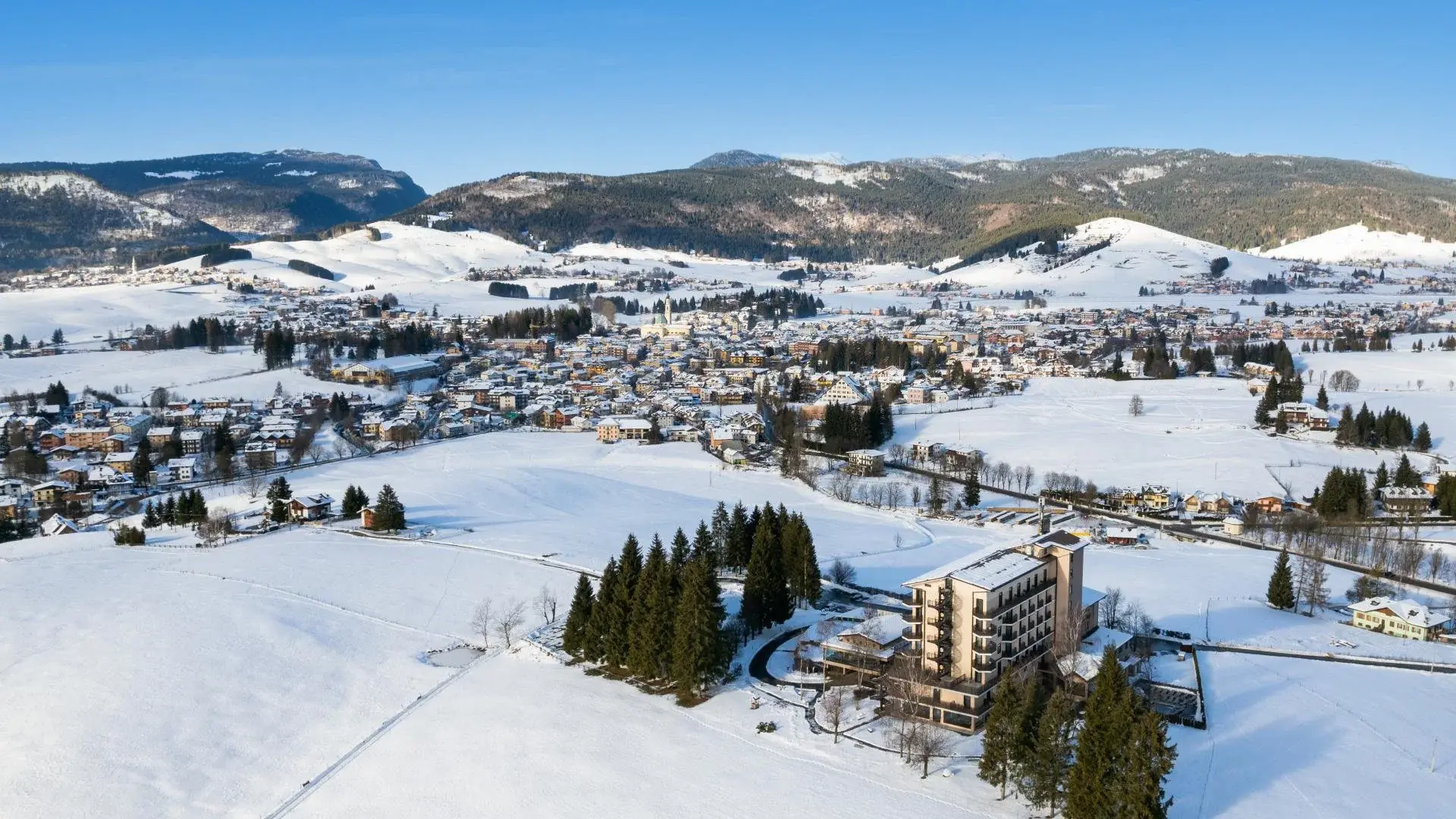 Hotel Linta Hotel Wellness & Spa w Włochy - oferta last minute