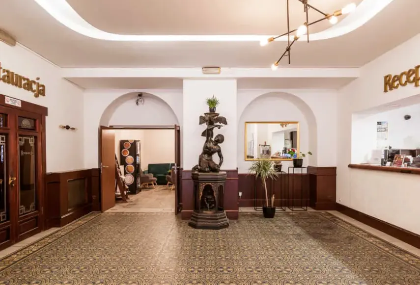 Lobby hotelu Lothus