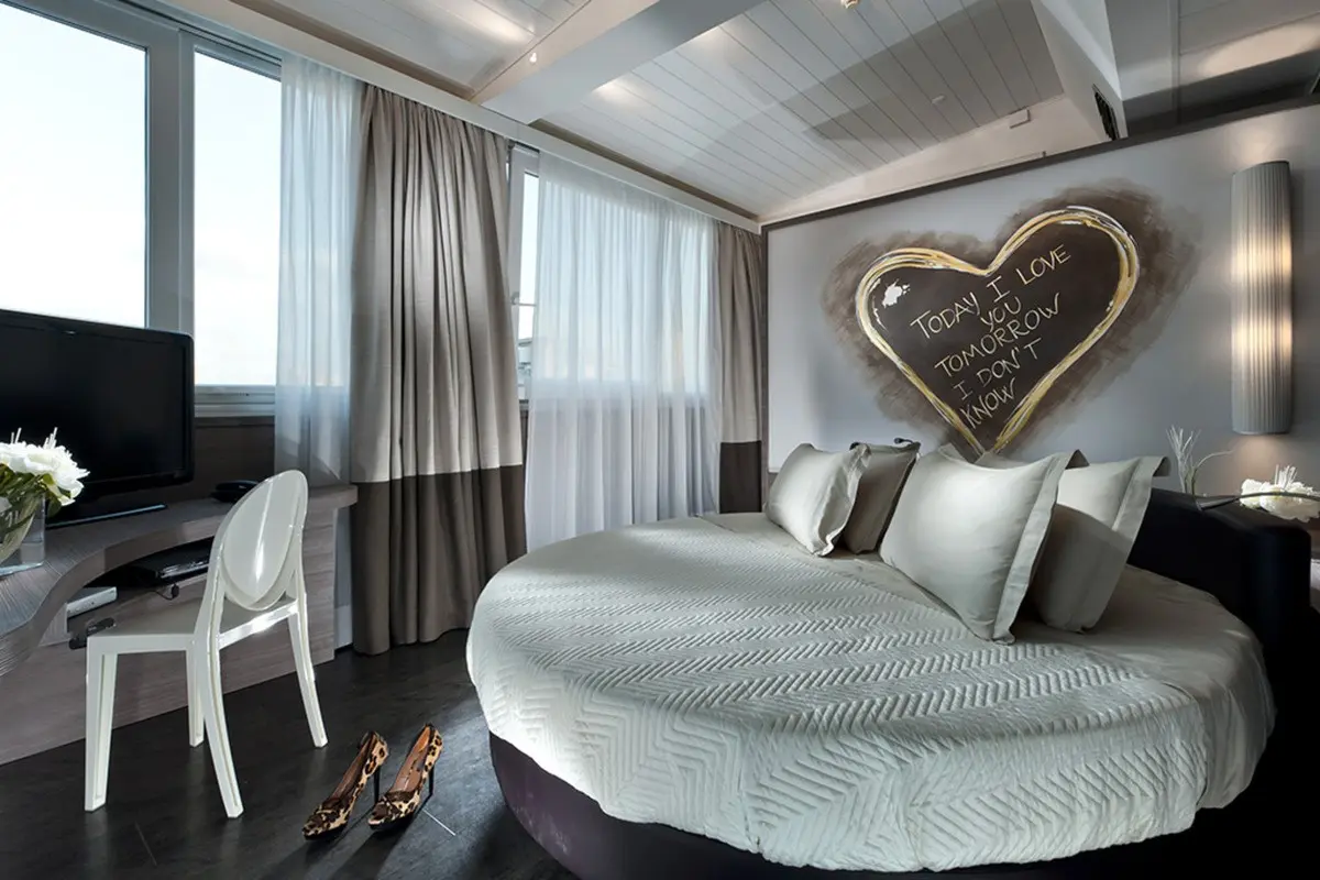 Pokój w hotelu Lungomare