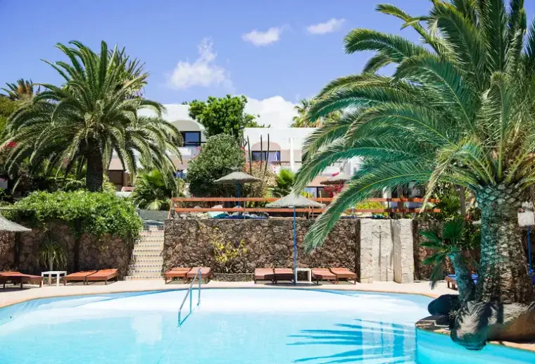 Basen w hotelu Monte Marina Naturist Resort