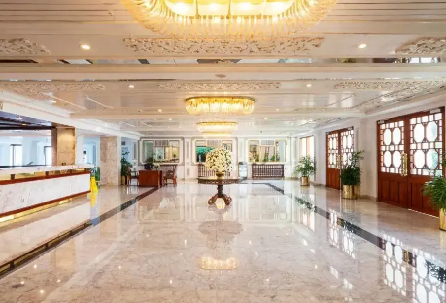 Lobby hotelu Mount Lavinia