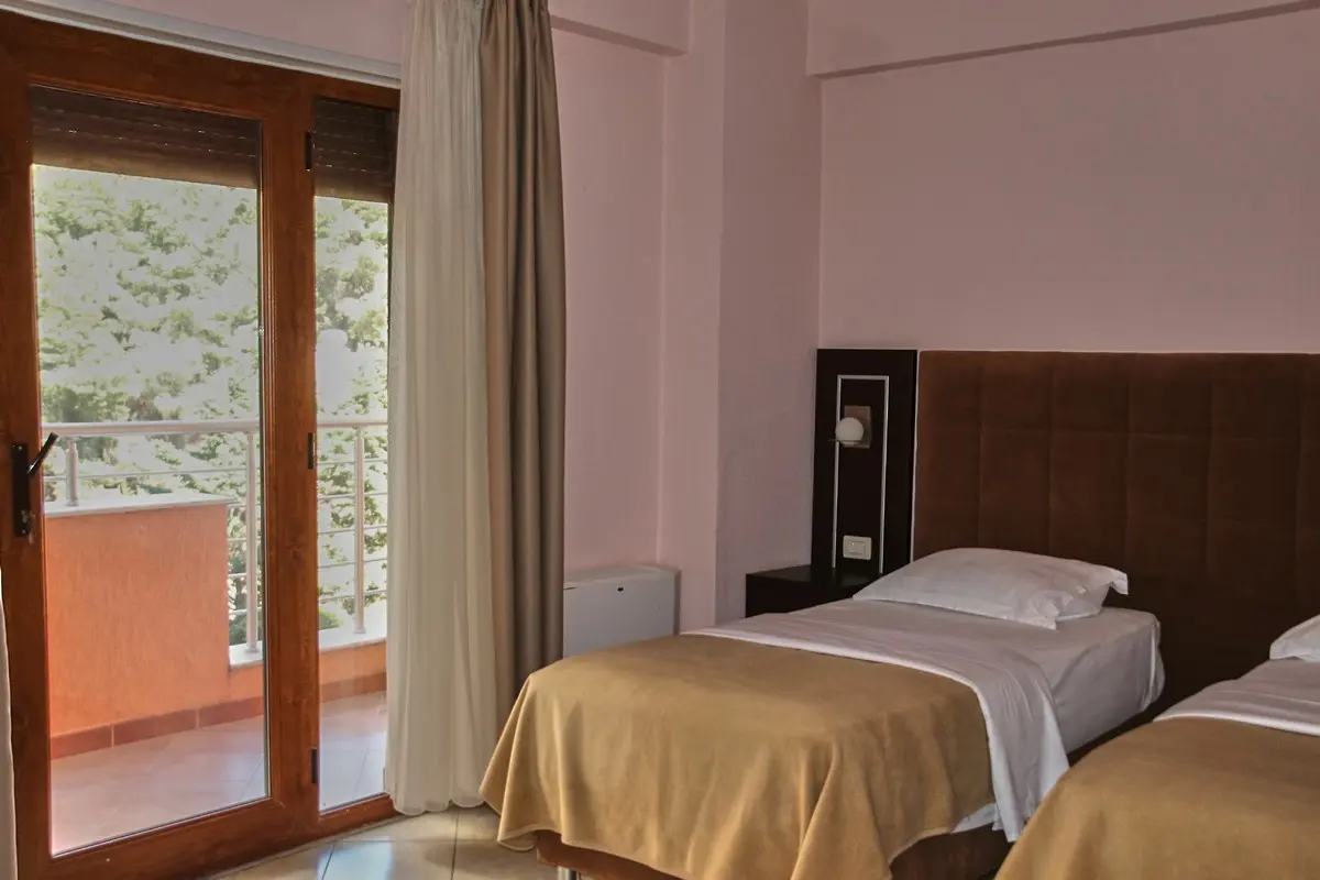 Pokój w hotelu Nais Beach