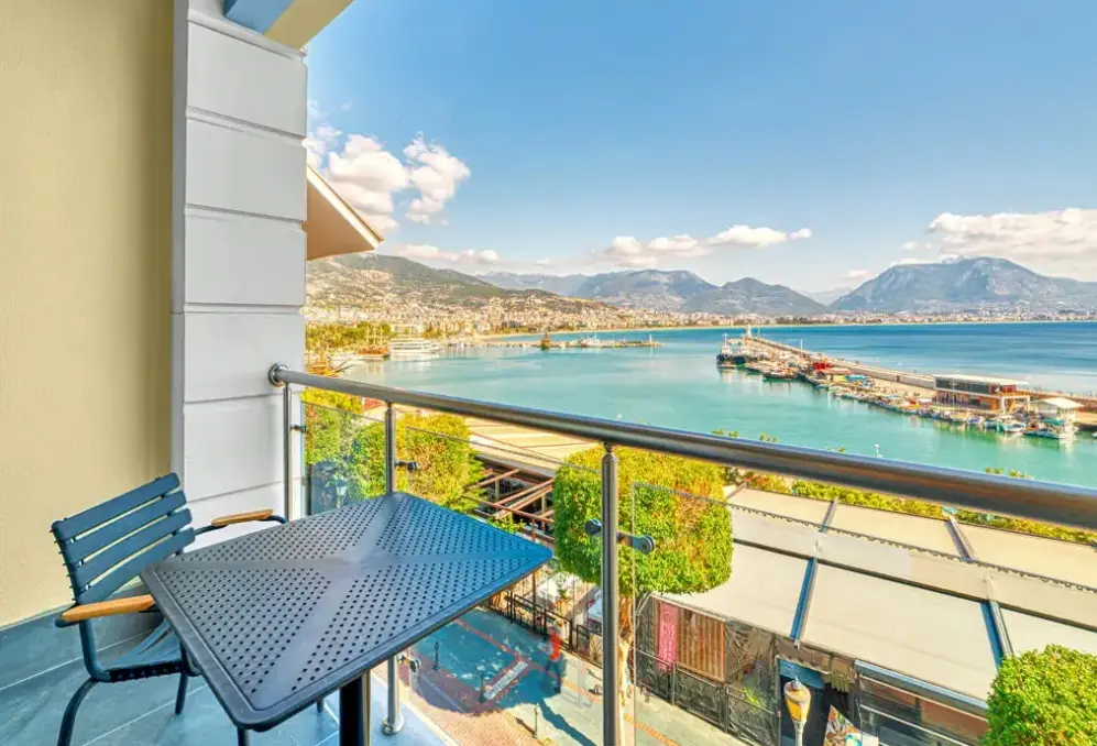 Widok z hotelu Numa Port (ex Quattro City Seaport)