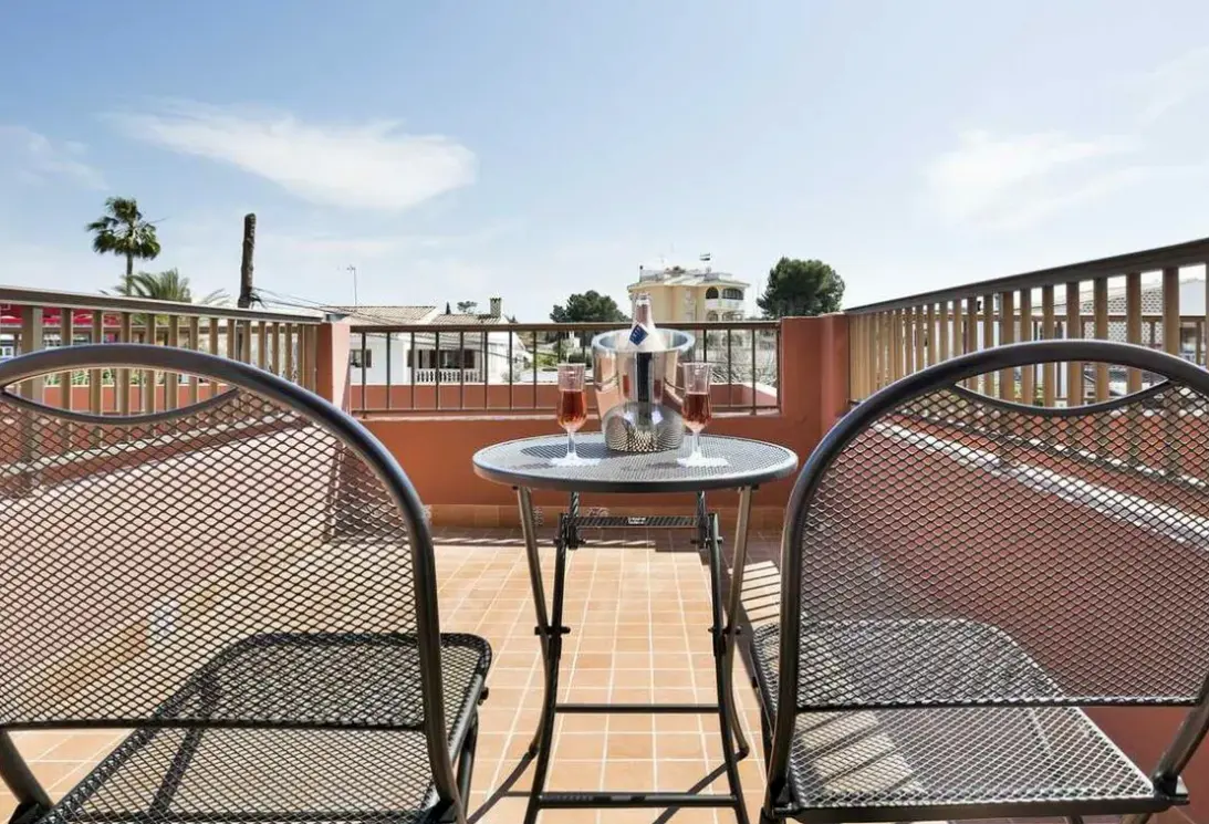 Widok z hotelu Nura Santa Ponsa Pins
