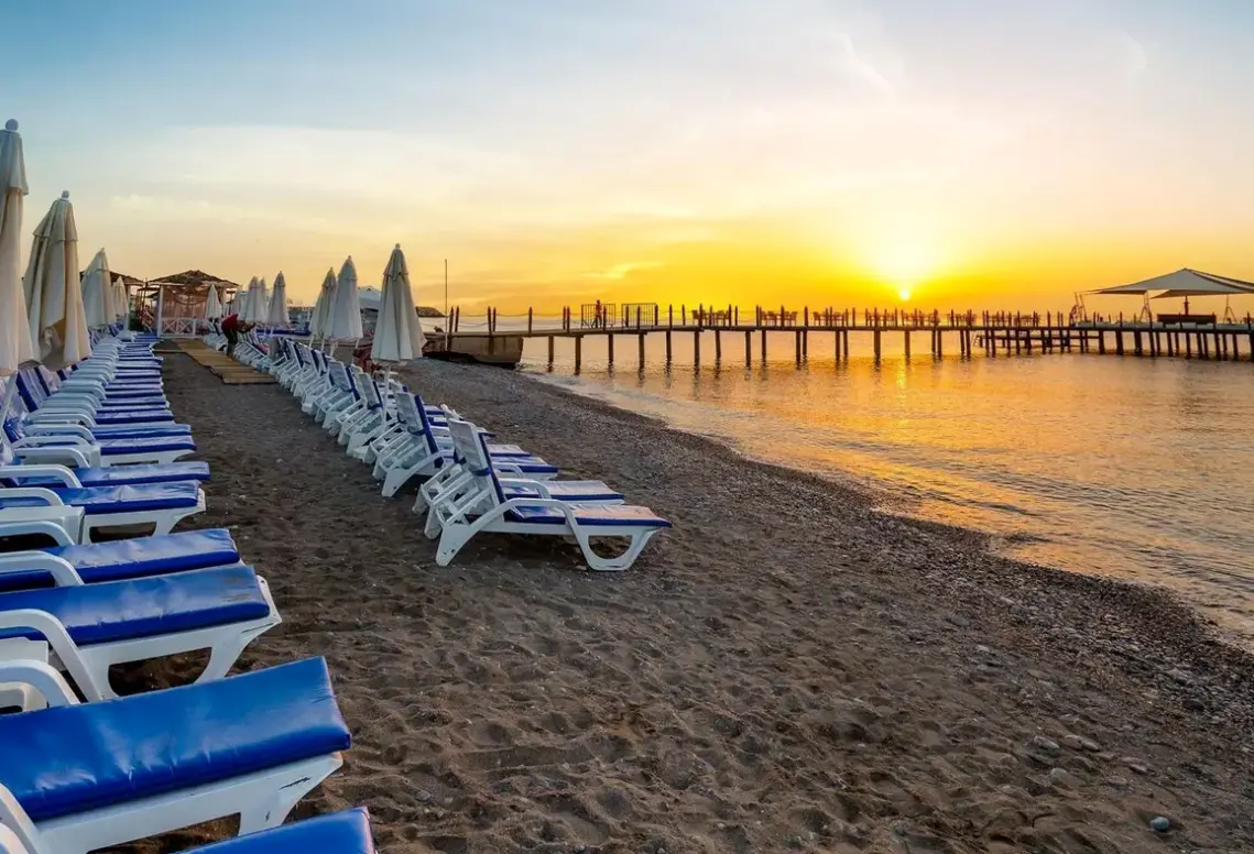 Plaża przy hotelu Onkel Beldibi Resort