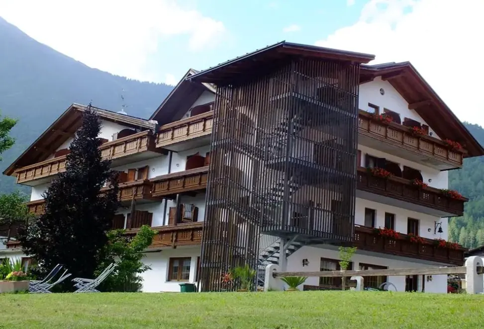 Obiekt hotelu Orso Grigio (Carisolo)