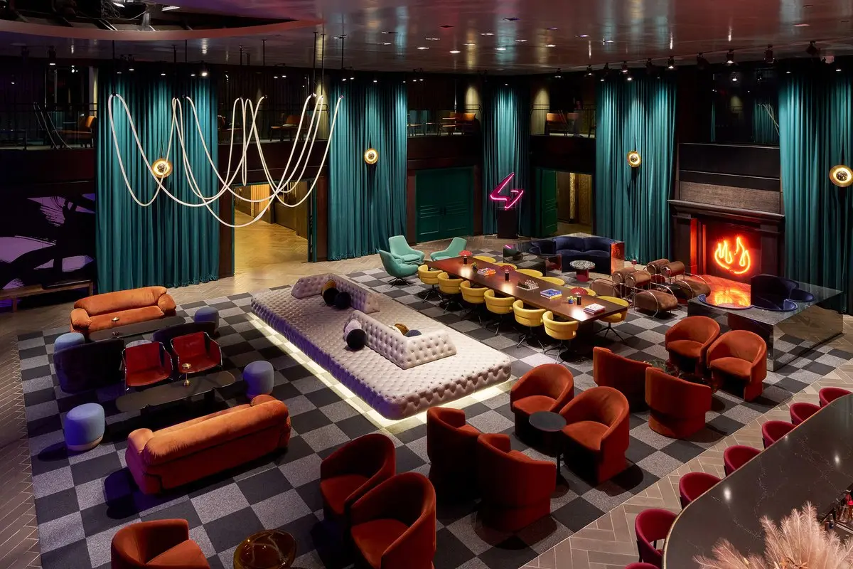 Paramount Times Square - A Generator Hotel — PARAMOUNT TIMES SQUARE - A GENERATOR HOTEL
