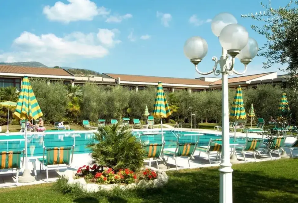 Basen w hotelu Park Hotel Oasi