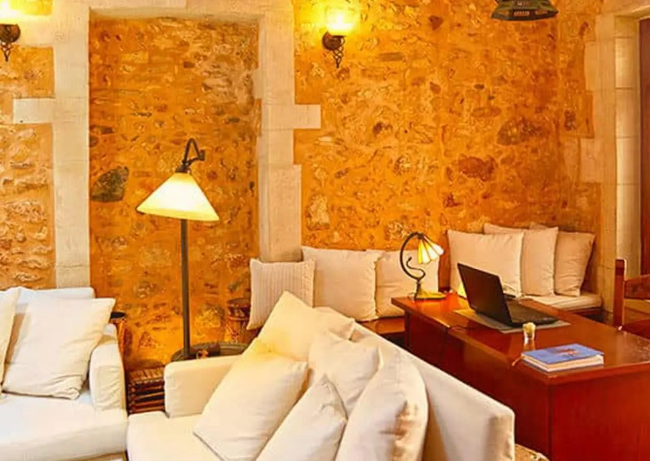 Lobby hotelu Petradi Beach Lounge Hotel
