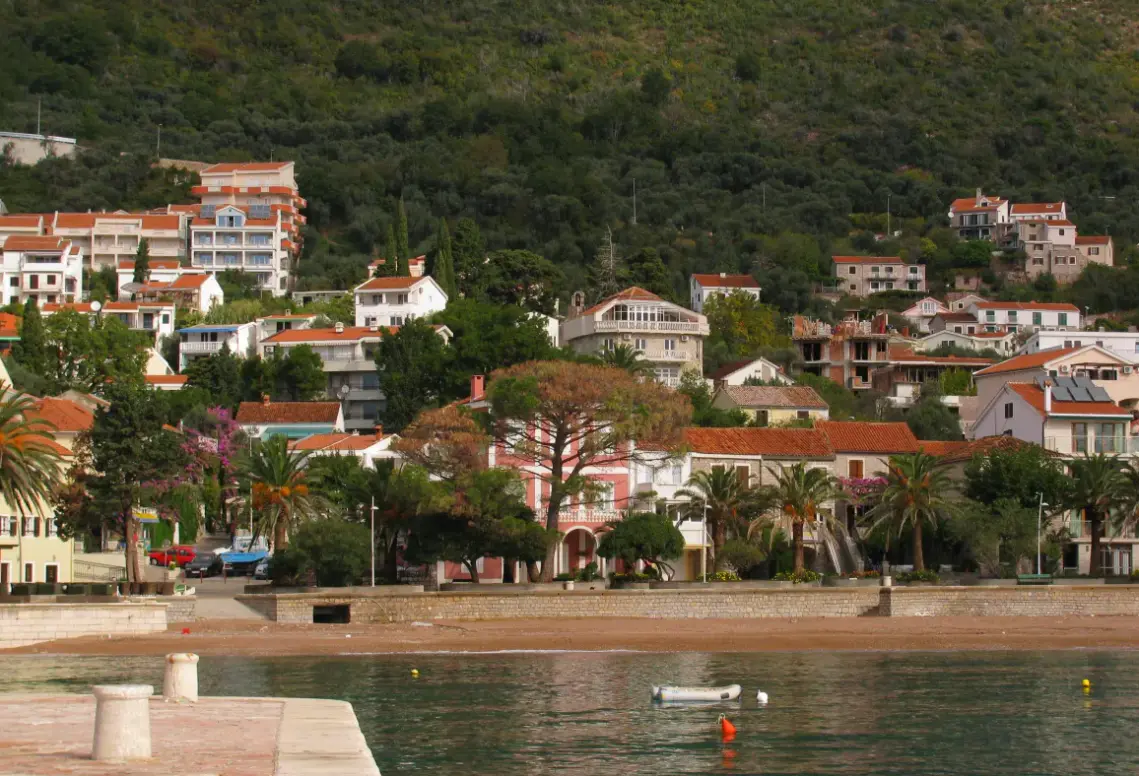 Hotel Pod Lozom w Czarnogóra (Riwiera Czarnogórska) - oferta last minute