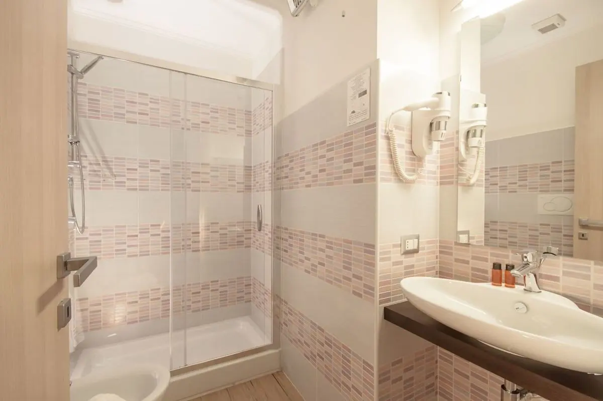 Łazienka w pokoju hotelu Rome King Suite