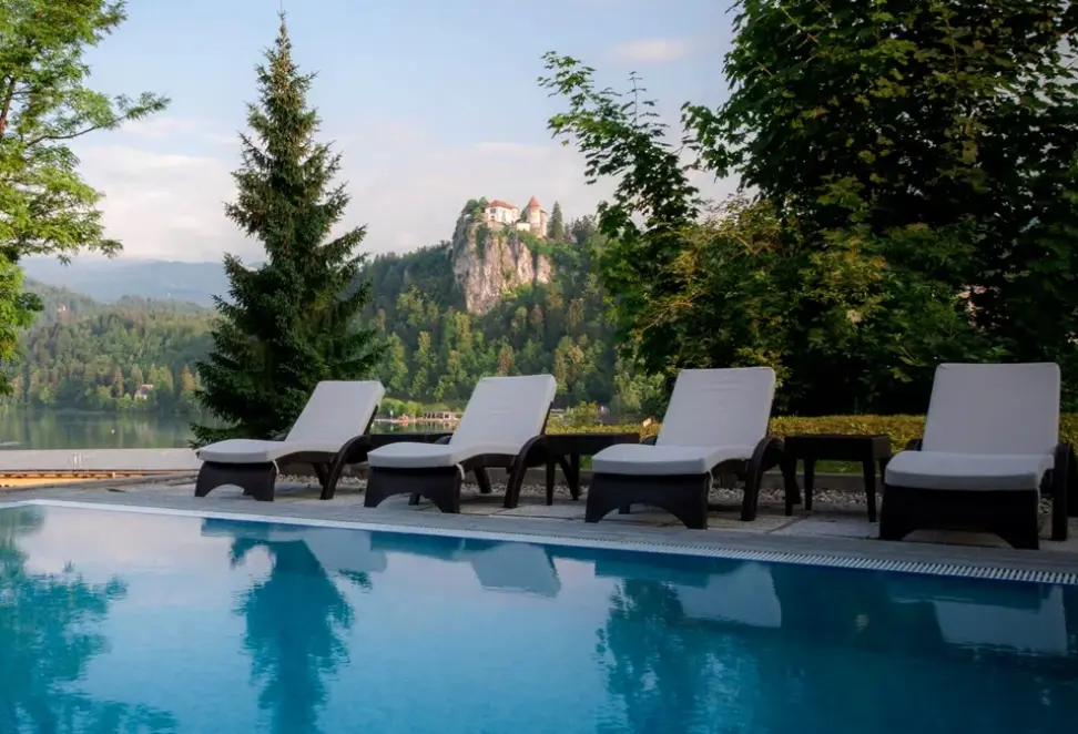 Basen w hotelu Savica Garni