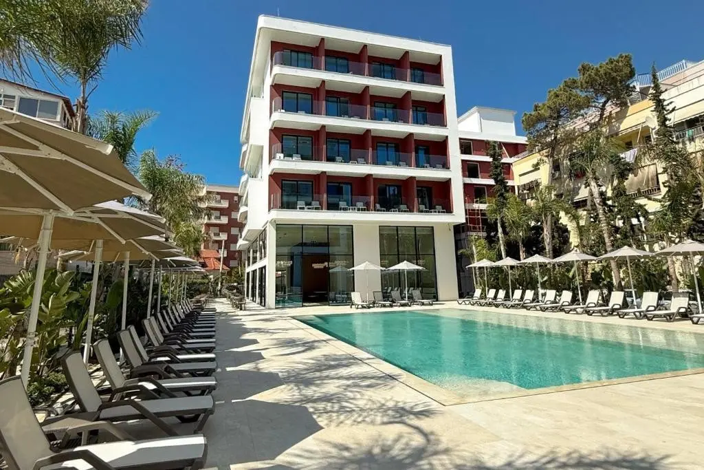 Hotel Savotel Resort