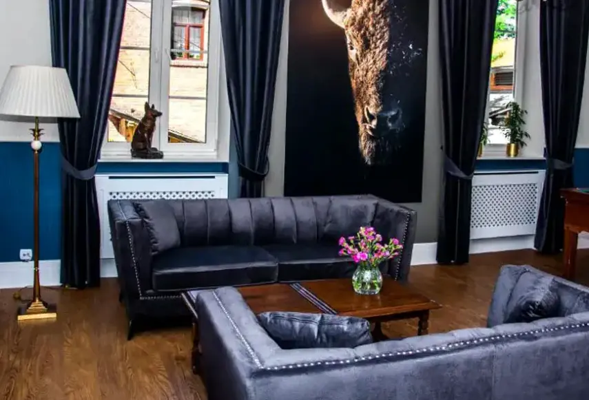 Lobby hotelu Savoy / Reset