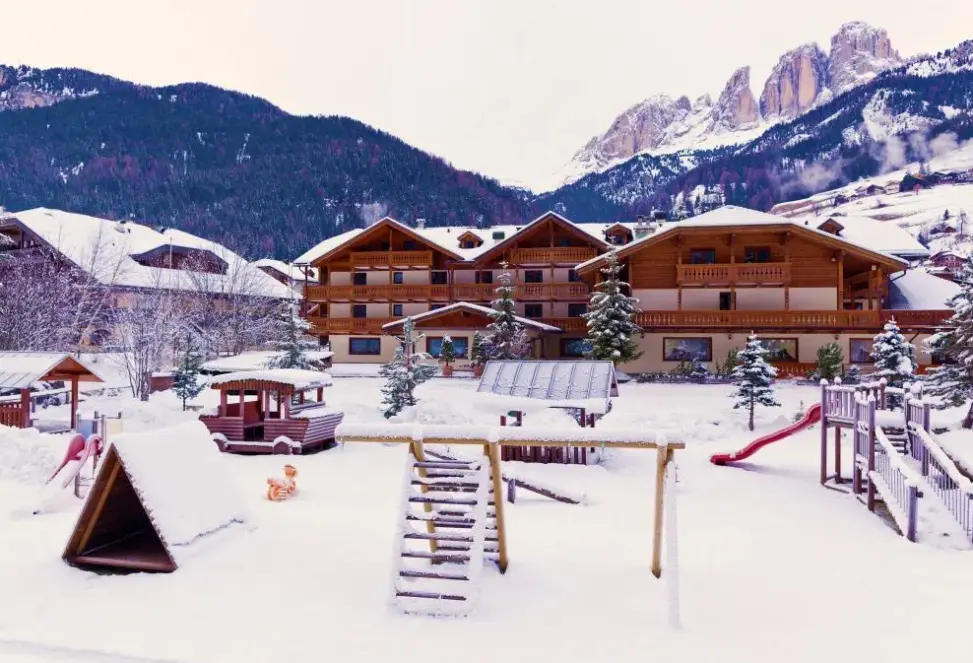 Atrakcje dla dzieci w hotelu Sella Ronda & Dependance Serenella