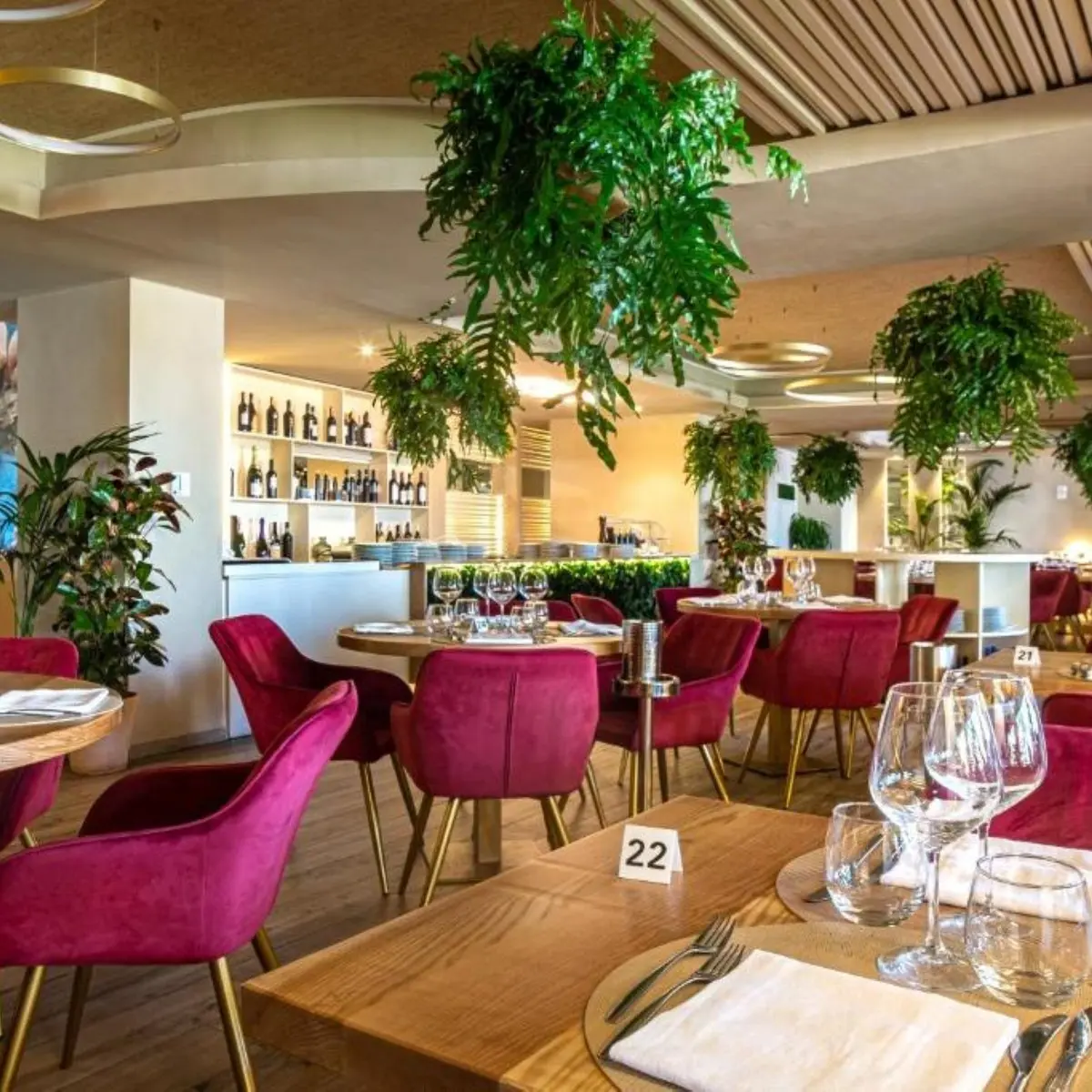 Restauracja i jedzenie w hotelu Sentido Michelizia Tropea Resort