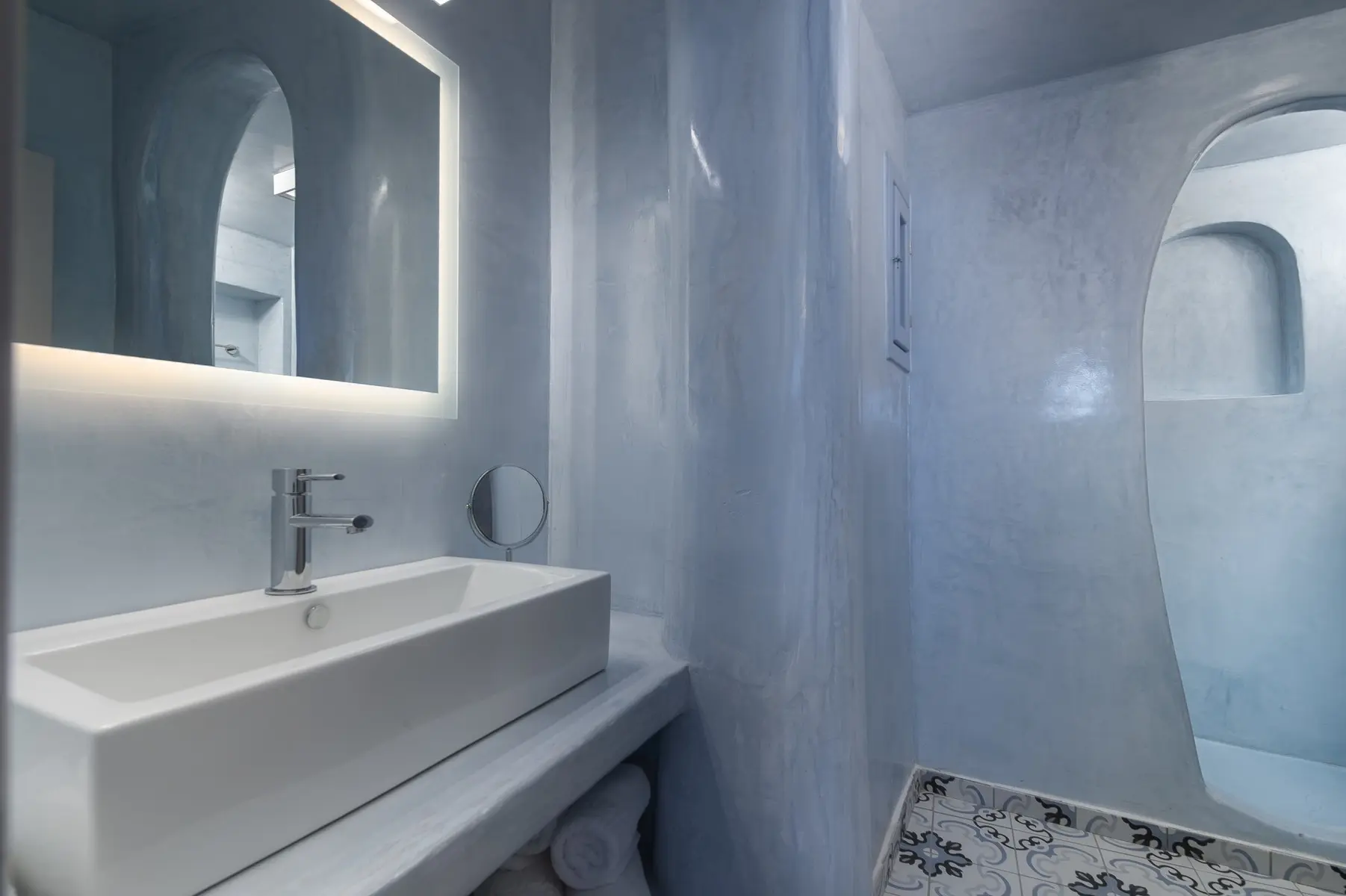 Łazienka w pokoju hotelu Sole D’Oro Luxury Suites